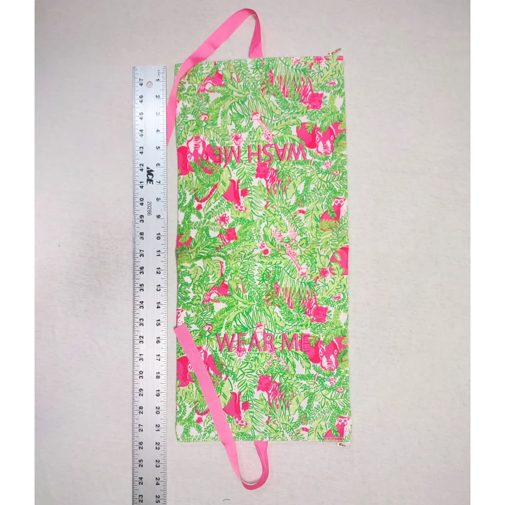 Lilly Pulitzer 'Wash Me Wear Me' Laundry Resort Travel Bag Safari Green & Pink